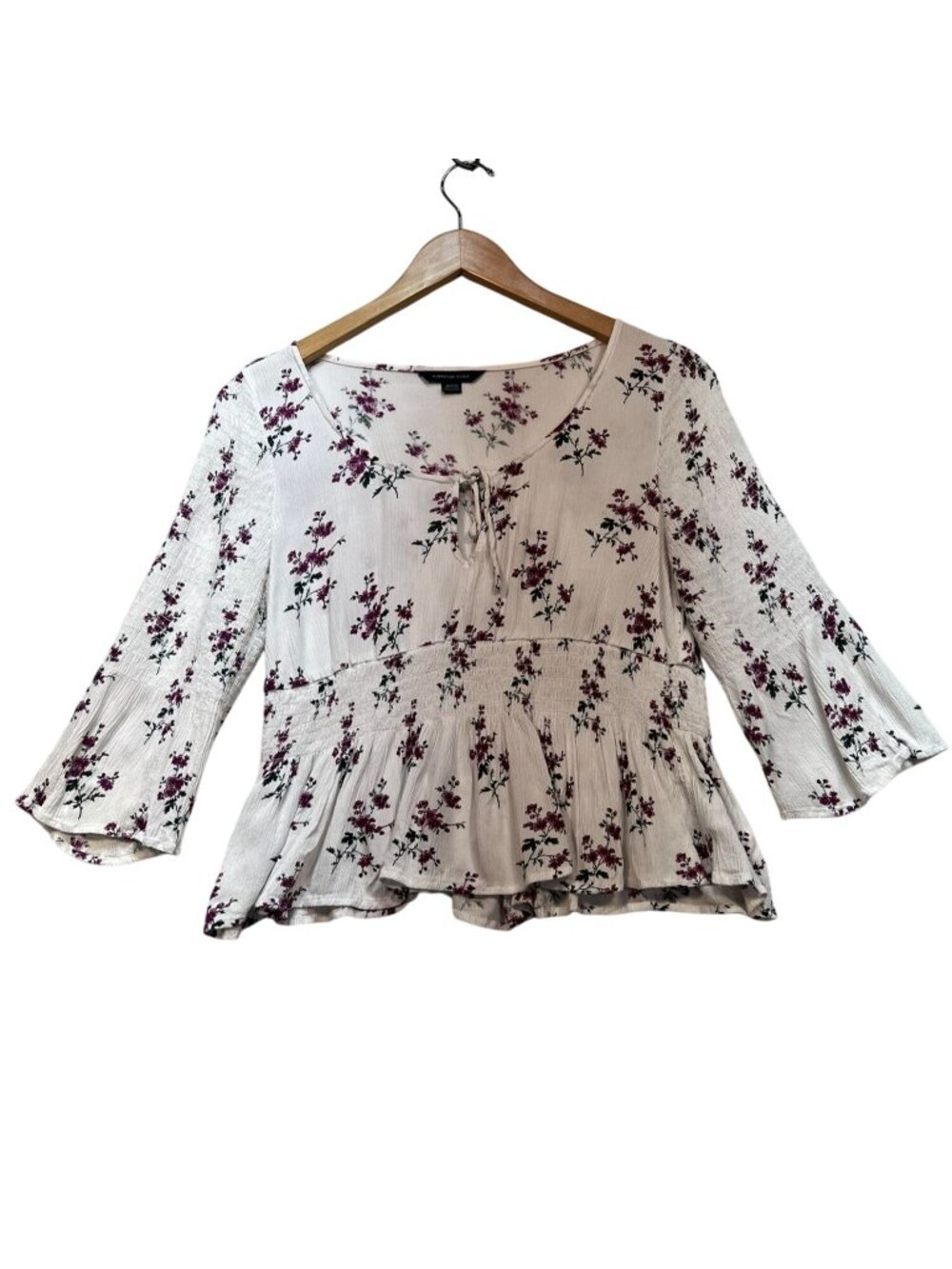 American Eagle Womens Crinkle Peplum Blouse Medium White Floral Cropped Smocked
